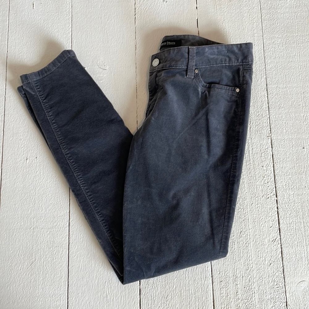 WHBM White House Black Market Grey Velvet Skinny Jeans 6 R